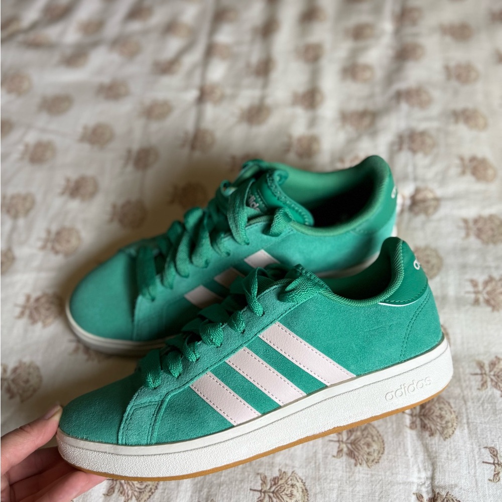 Adidas Women's Green & Pink Sneakers